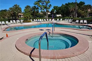 544 Retreat Dr, Naples, FL 34110 - Photo 29