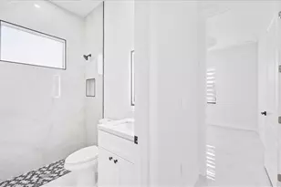 1256 Edmund St E, Lehigh Acres, FL 33974 - Photo 23