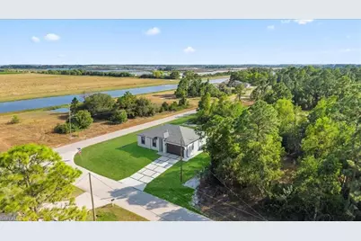 1256 Edmund St E, Lehigh Acres, FL 33974 - Photo 31