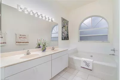 26394 Clarkston Dr, Bonita Springs, FL 34135 - Photo 17