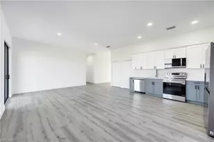 633 Cane St E, Lehigh Acres, FL 33974 - Photo 9