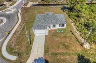 633 Cane St E, Lehigh Acres, FL 33974 - Photo 31