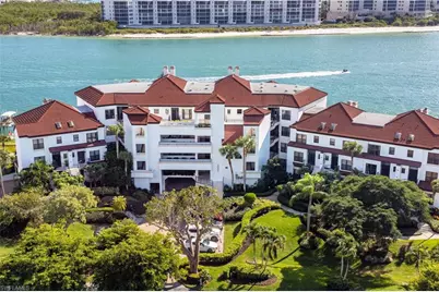 305 La Peninsula Blvd #305, Naples, FL 34113 - Photo 1