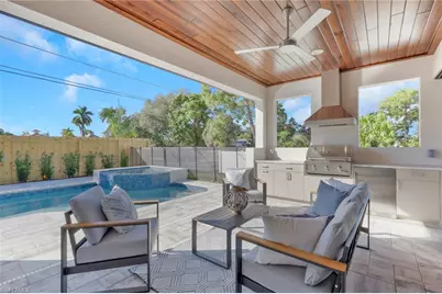 756 108th Ave N, Naples, FL 34108 - Photo 5