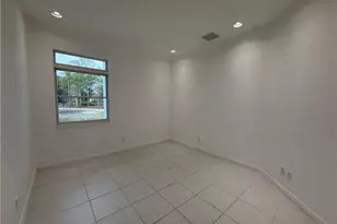 570 31st St NW, Naples, FL 34120 - Photo 37