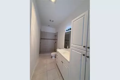 570 31st St NW, Naples, FL 34120 - Photo 17