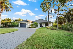 10810 Goodwin St, Bonita Springs, FL 34135 - Photo 7