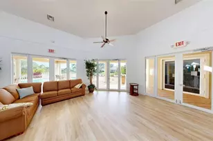 285 Spider Lily Ln, Naples, FL 34119 - Photo 5