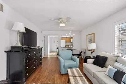 5 High Point Cir W #303, Naples, FL 34103 - Photo 19