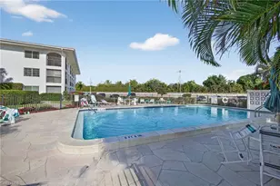 5 High Point Cir W, Naples, FL 34103 - Photo 31