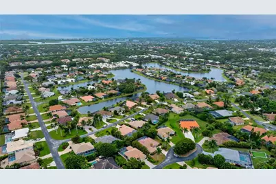 28985 Seton Ct, Bonita Springs, FL 34134 - Photo 21