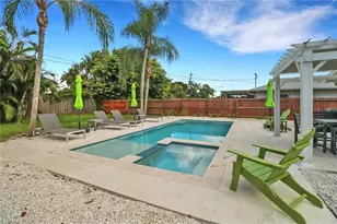 751 100th Ave N, Naples, FL 34108 - Photo 5