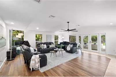 2720 68th St SW, Naples, FL 34105 - Photo 9