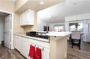 4650 St Croix Ln, Naples, FL 34109 - Photo 9