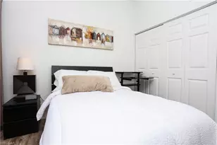 4650 St Croix Ln, Naples, FL 34109 - Photo 15