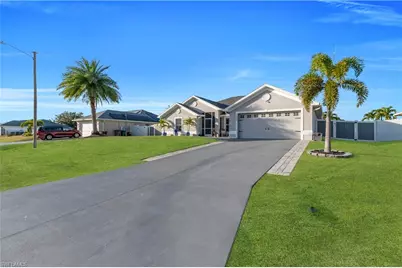 1021 NE 32nd St, Cape Coral, FL 33909 - Photo 13