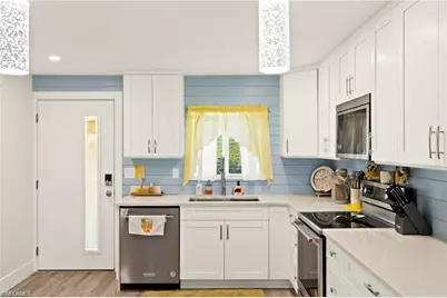 1417 Chesapeake Ave #106, Naples, FL 34102 - Photo 11