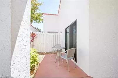 551 Beachwalk Cir #85-0, Naples, FL 34108 - Photo 5