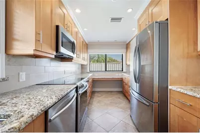 551 Beachwalk Cir #85-0, Naples, FL 34108 - Photo 27