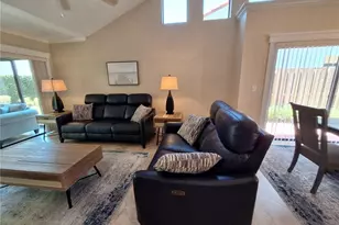 551 Beachwalk Cir, Naples, FL 34108 - Photo 31