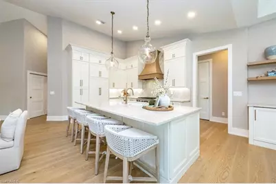 226 Monterey Dr, Naples, FL 34119 - Photo 5