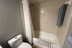 3051 Sandpiper Bay Cir, Naples, FL 34112 - Photo 25