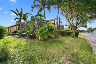 12129 Country Day Cir, Fort Myers, FL 33913 - Photo 37