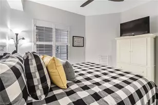 401 Bayfront Pl, Naples, FL 34102 - Photo 19