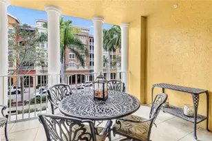401 Bayfront Pl, Naples, FL 34102 - Photo 25