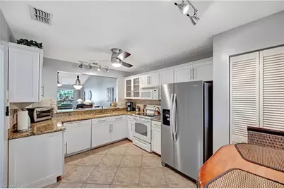 784 Landover Cir #203, Naples, FL 34104 - Photo 3