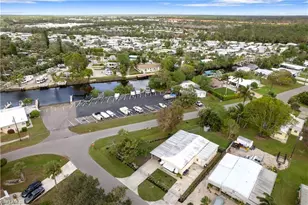 23 Derhenson Dr, Naples, FL 34114 - Photo 5