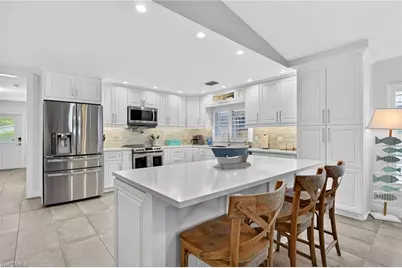 523 107th Ave N, Naples, FL 34108 - Photo 7