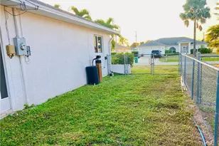 2207 SE 8th Ave, Cape Coral, FL 33990 - Photo 41