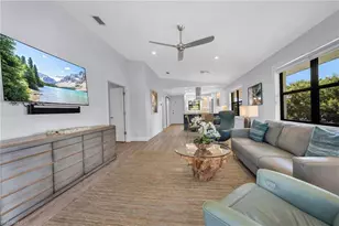 1100 9th St S, Naples, FL 34102 - Photo 9