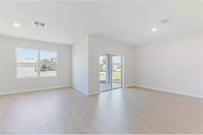 10315 Blooming Blossom Ct, Fort Myers, FL 33905 - Photo 3