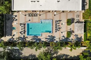 9115 Strada Pl, Naples, FL 34108 - Photo 29