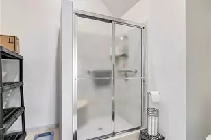 355 Bay Forest Dr, Naples, FL 34110 - Photo 11