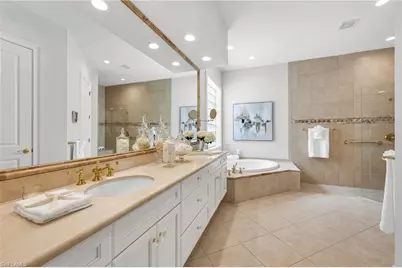 2310 Silver Palm Pl, Naples, FL 34105 - Photo 17