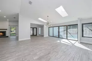 6161 Waxmyrtle Way, Naples, FL 34109 - Photo 3