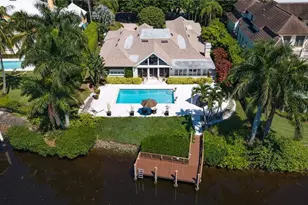 950 Galleon Dr, Naples, FL 34102 - Photo 39