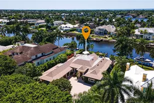 950 Galleon Dr, Naples, FL 34102 - Photo 35