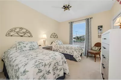 1320 Charleston Square Dr #201, Naples, FL 34110 - Photo 9