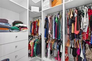 3956 Isla Ciudad Ct, Naples, FL 34109 - Photo 17