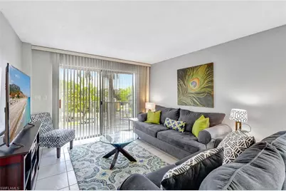 1300 Gulf Shore Blvd N #407, Naples, FL 34102 - Photo 1