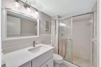 1300 Gulf Shore Blvd N #407, Naples, FL 34102 - Photo 15