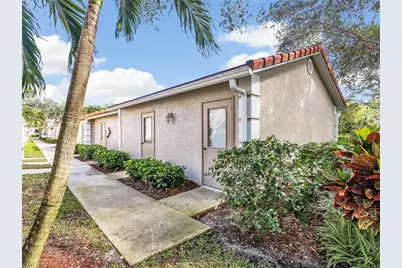 725 Saratoga Cir #A101, Naples, FL 34104 - Photo 27