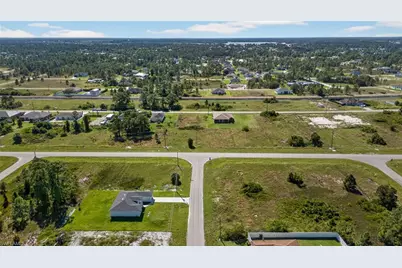 779 Goodrich Ave S, Lehigh Acres, FL 33974 - Photo 9