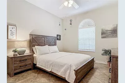 1680 Sanctuary Pointe Ct, Naples, FL 34110 - Photo 9