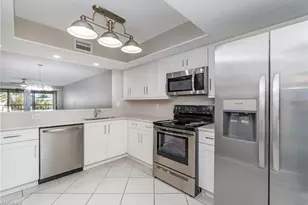 135 Cypress Way E, Naples, FL 34110 - Photo 5