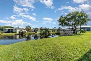 135 Cypress Way E, Naples, FL 34110 - Photo 23